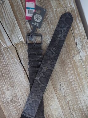 VINCE CAMUTO Women's Gray Black Snakeskin-Print Belt